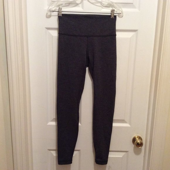 lululemon athletica Pants - Lululemon Leggings 6 Dark Gray Textured High Waist